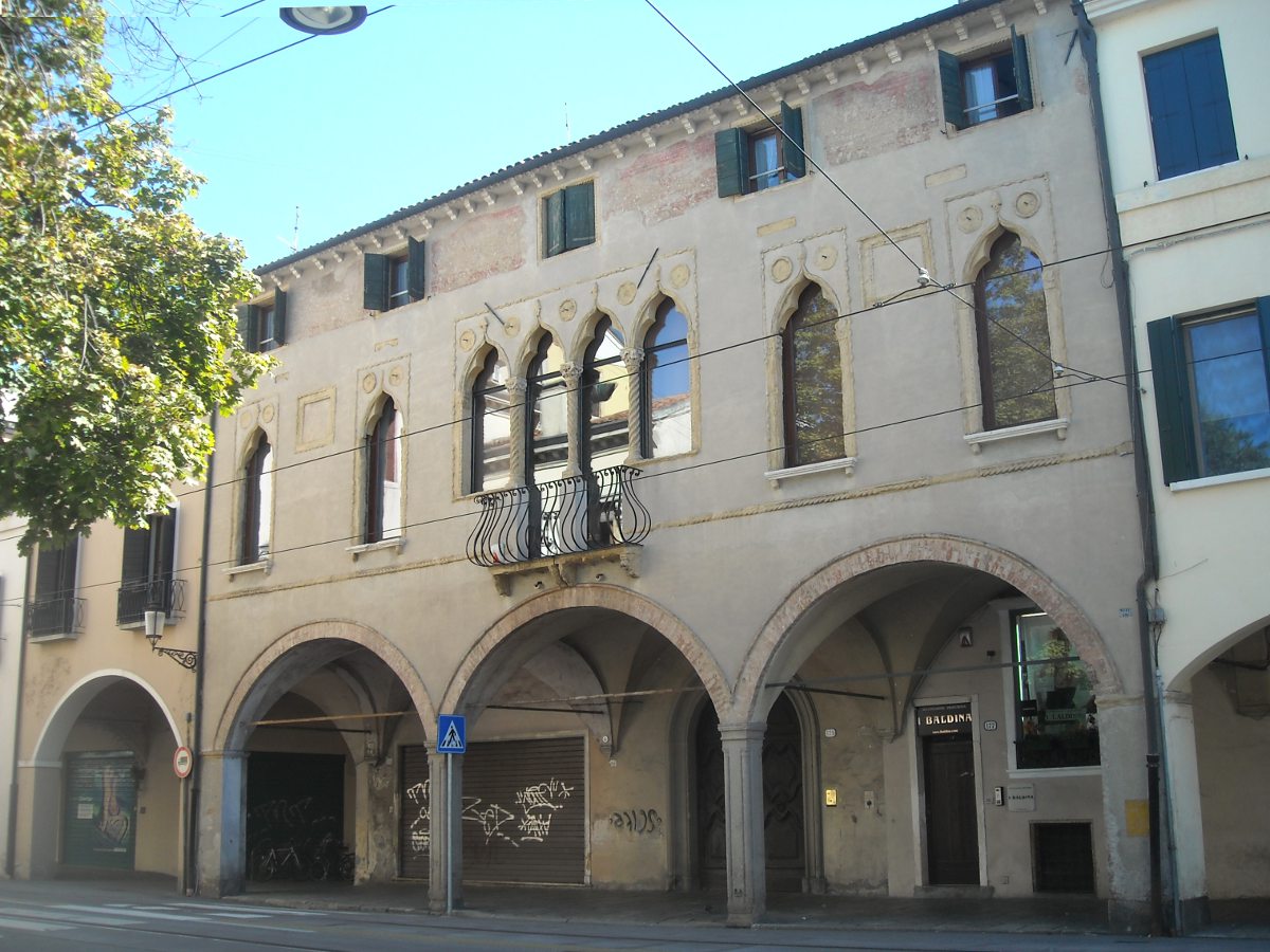 Palazzo Broccadello