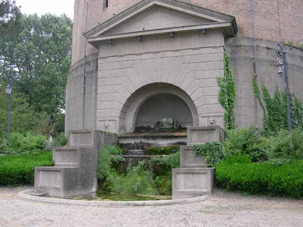 Giardini della Rotonda: la fontana