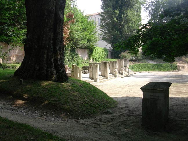 Giardino Treves: la cavallerizza 