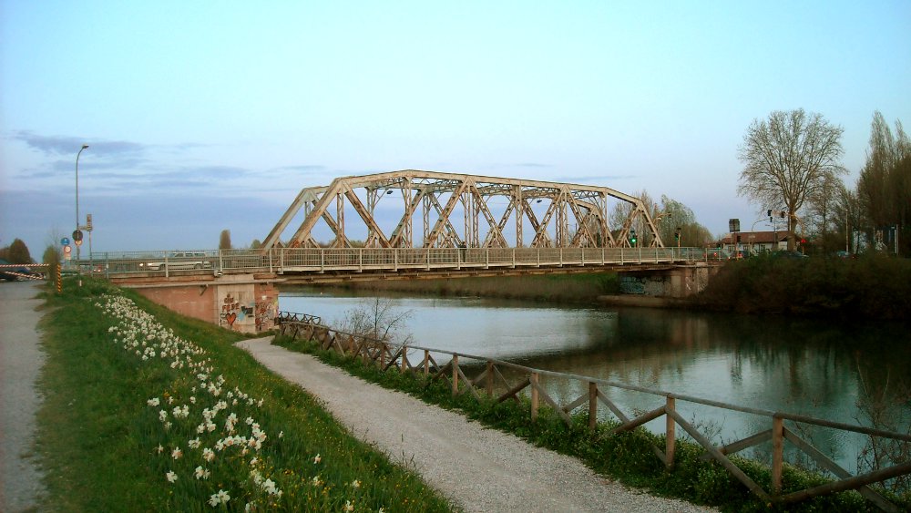 Ponte Quattro Martiri
