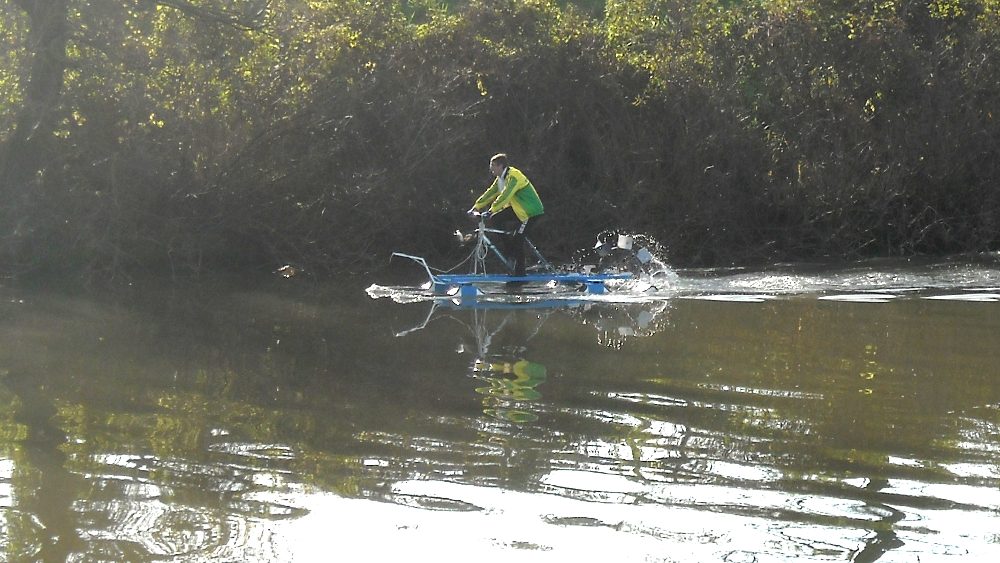 Ciclista d'acqua