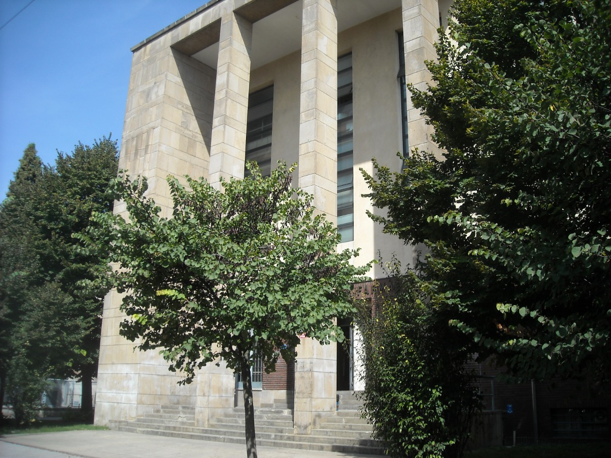 Istituto Universitario di Farmacia