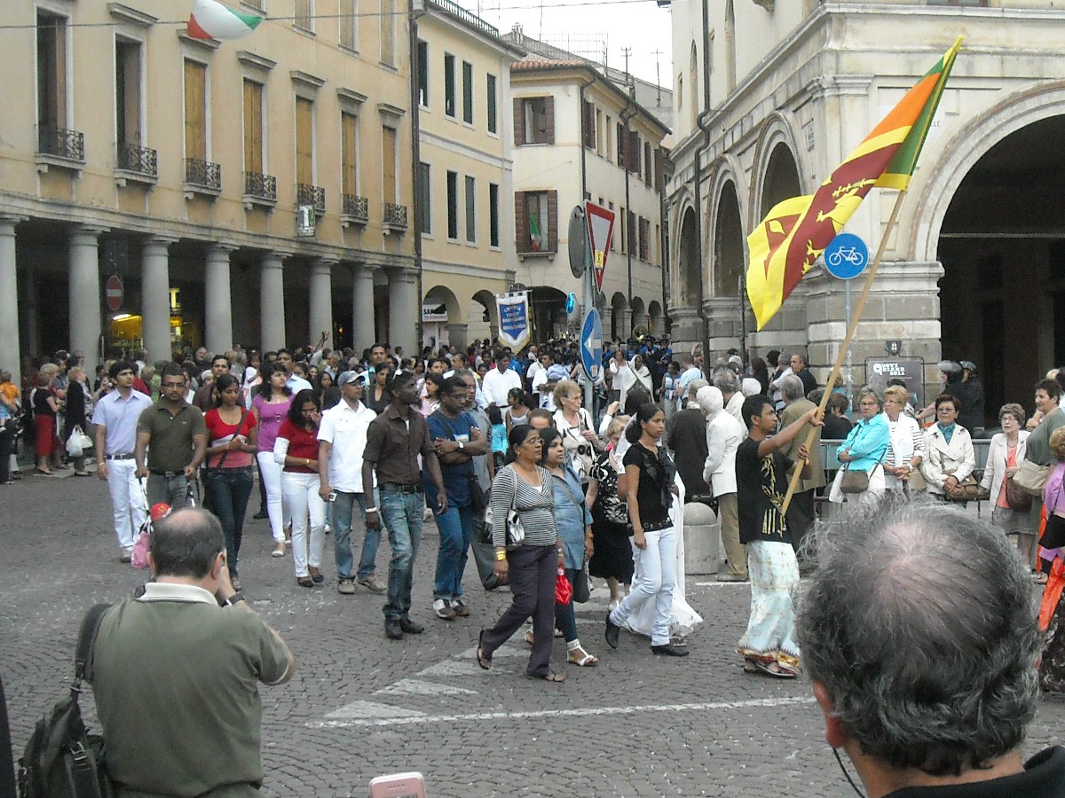 Comunità Cattolica Sri-Lankese di Padova 06_eventi/08-31_sri_lanka.jpg