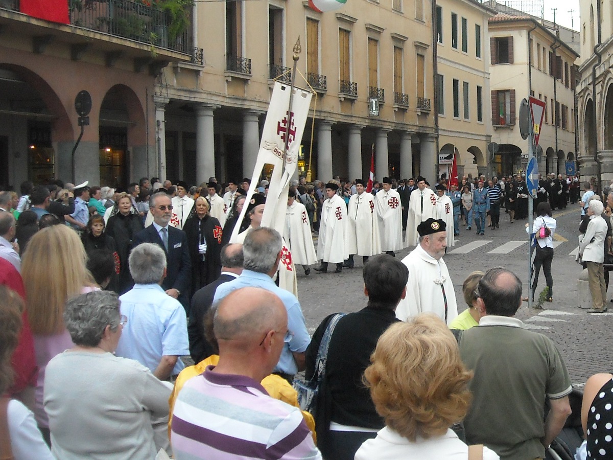 Cavalieri del Santo Sepolcro 06_eventi/08-43_sepolcro.jpg
