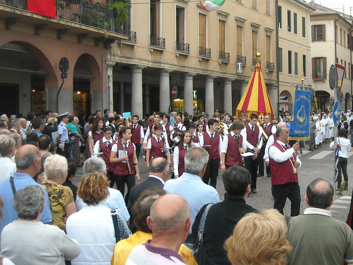 Complesso strumentale di Selvazzano 06_eventi/08-45_banda_selvazzano.jpg