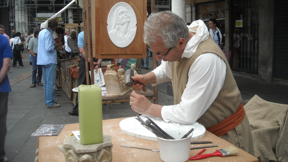 Arti e mestieri: lo scultore