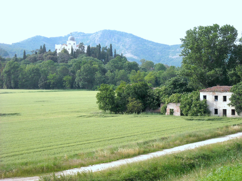 La casa e la villa