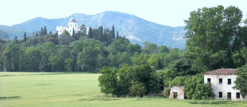 Il castello e la casetta