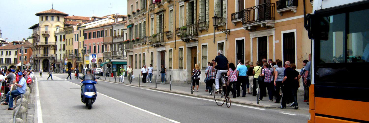 Un uomo solo al comando