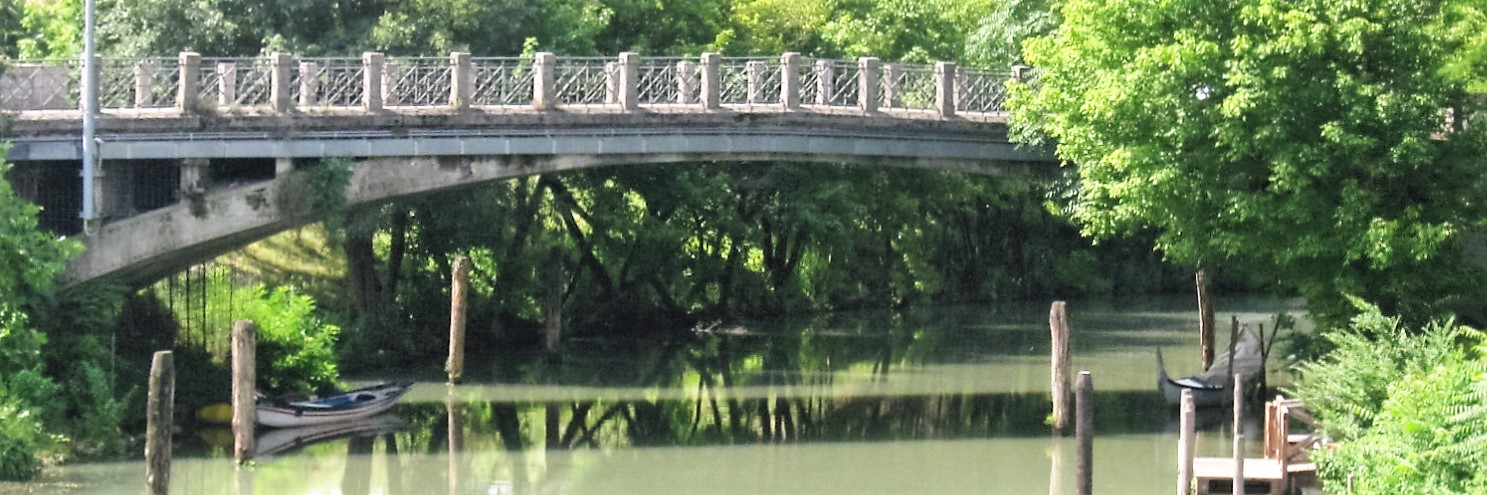 Ombre sotto il ponte