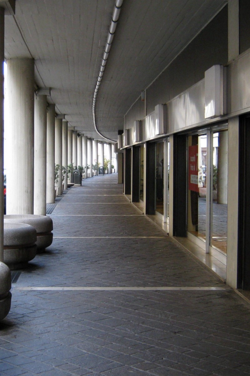 Portici di via Borromeo Portici di via Borromeo
