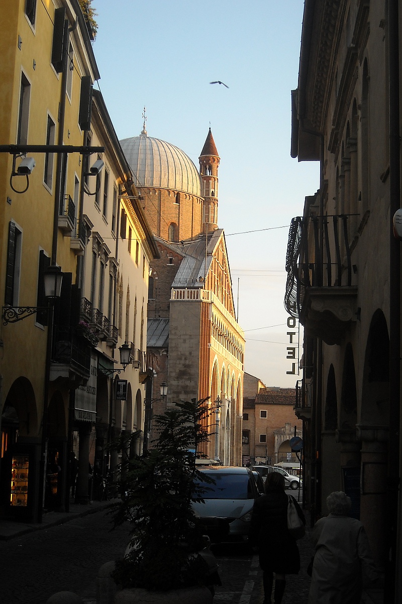 In via del Santo In via del Santo