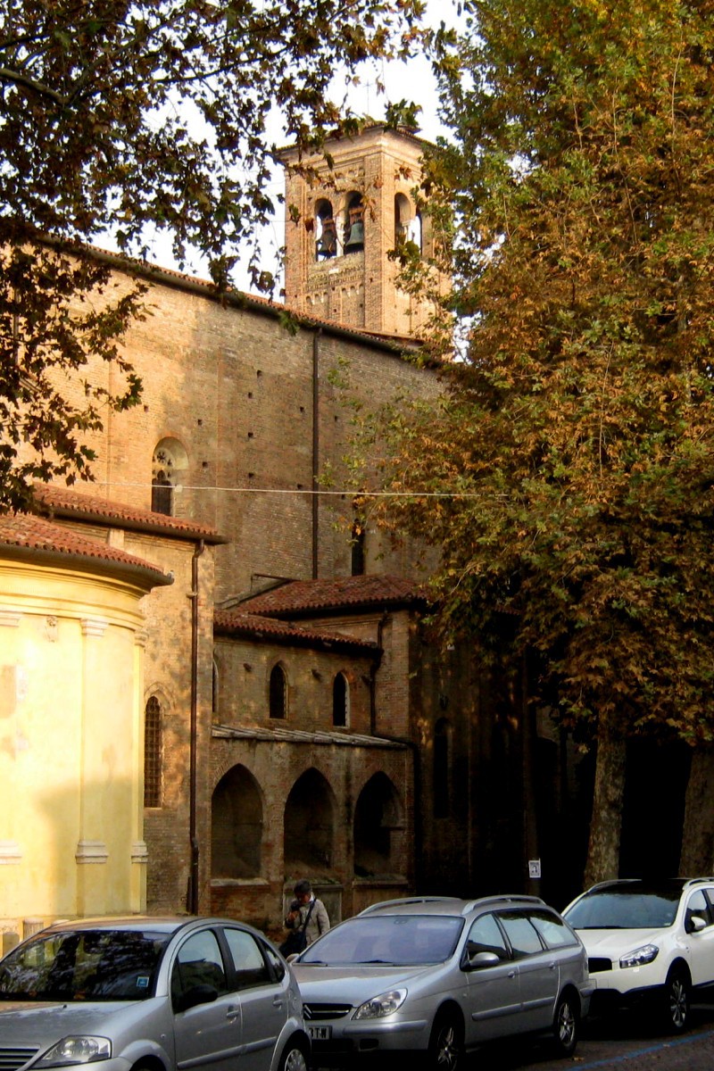 Piazza Eremitani