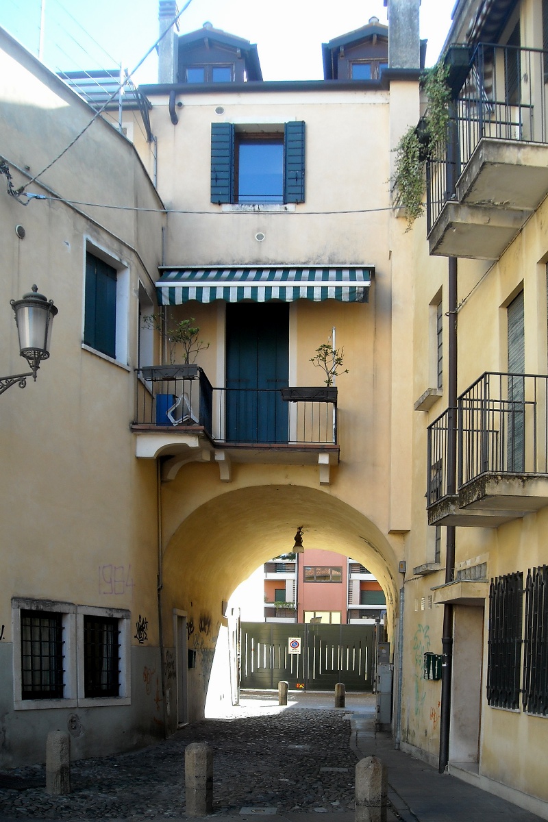 La loggia sopra il volto