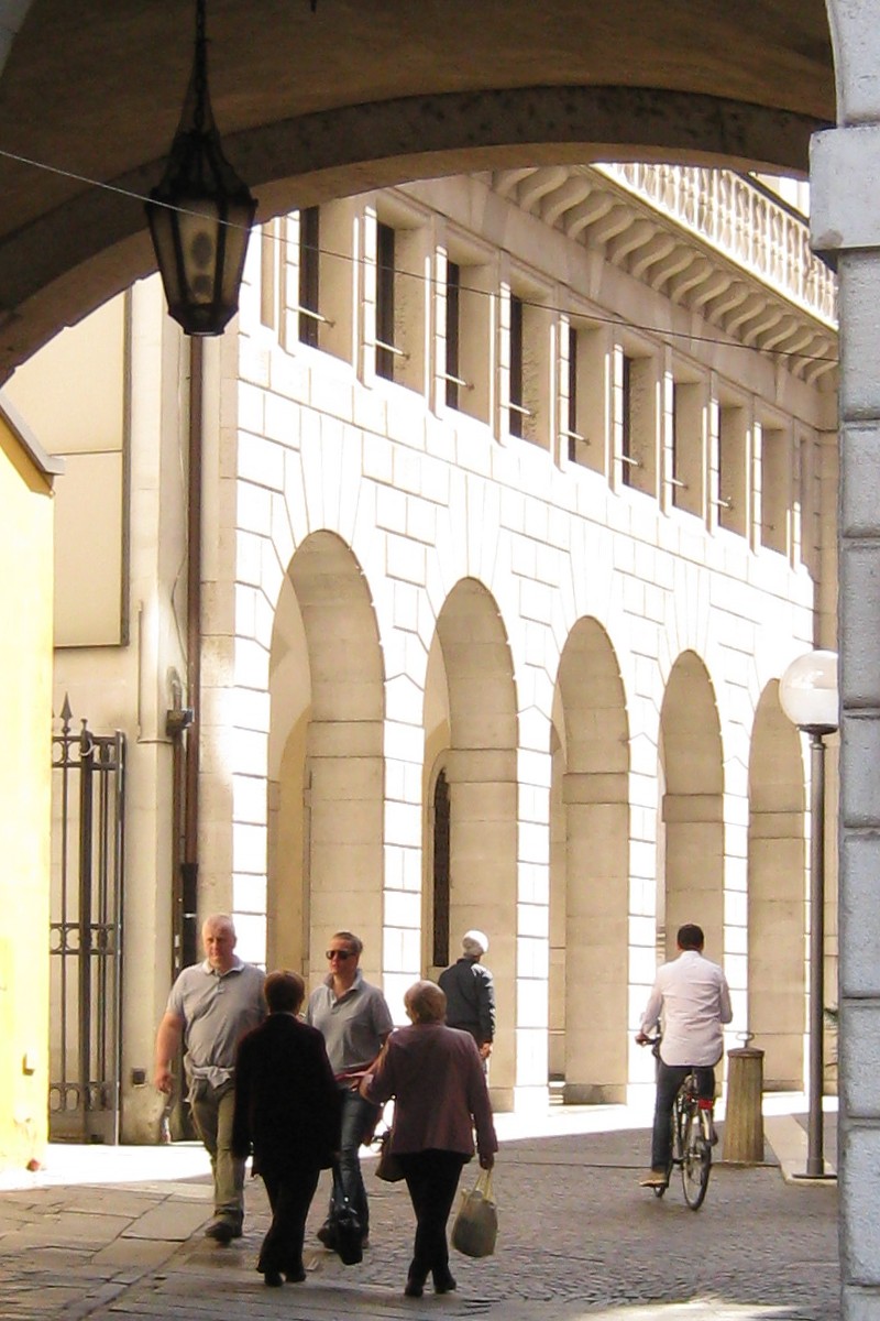 Via Municipio Via Municipio