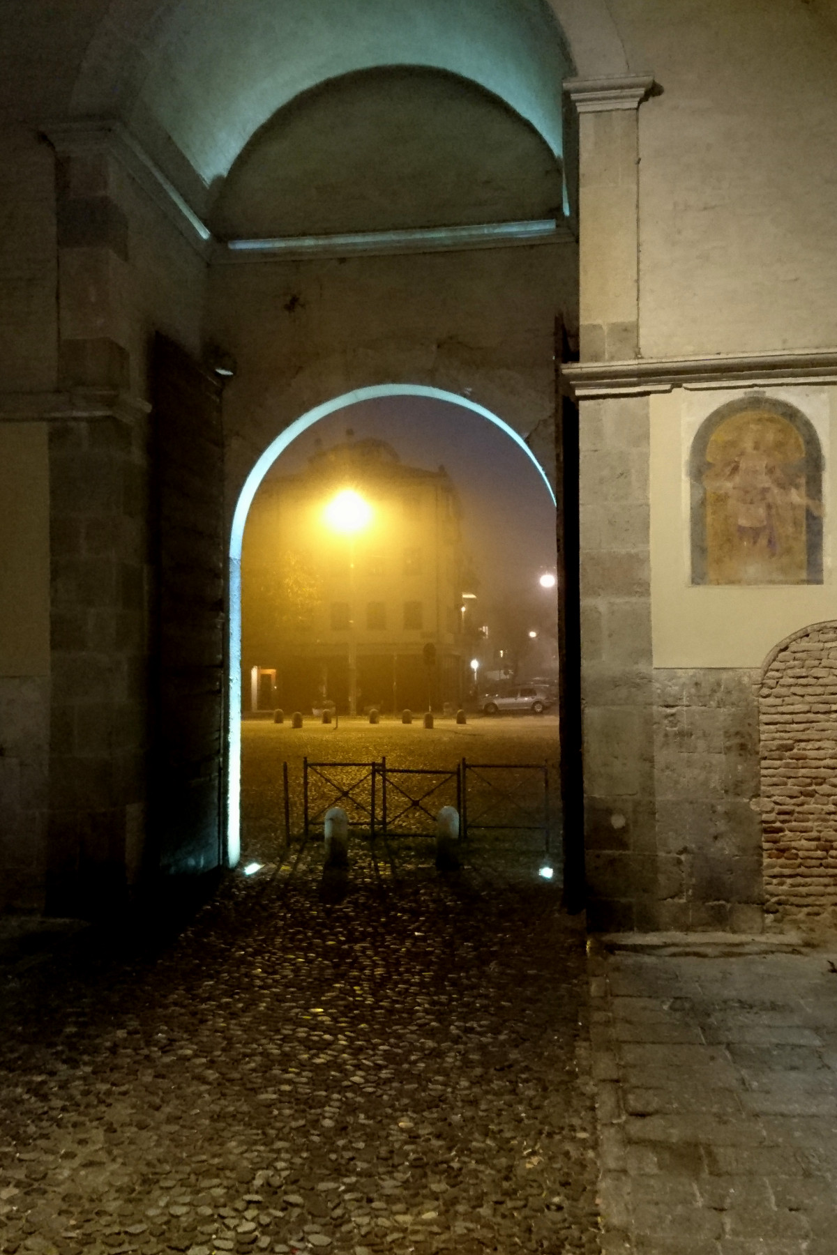 Porta S. Croce (interno)